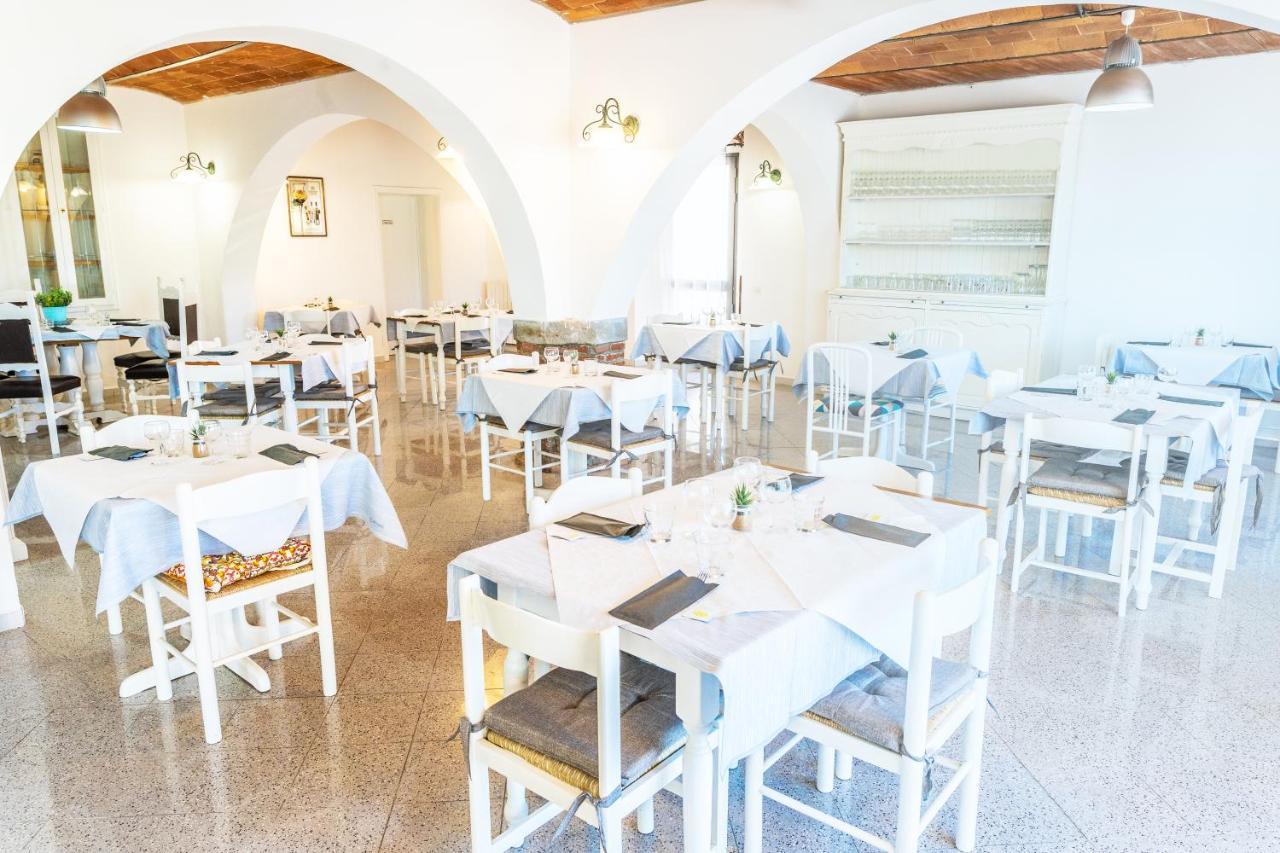 Hotel The Flash - Venturina Terme Buitenkant foto