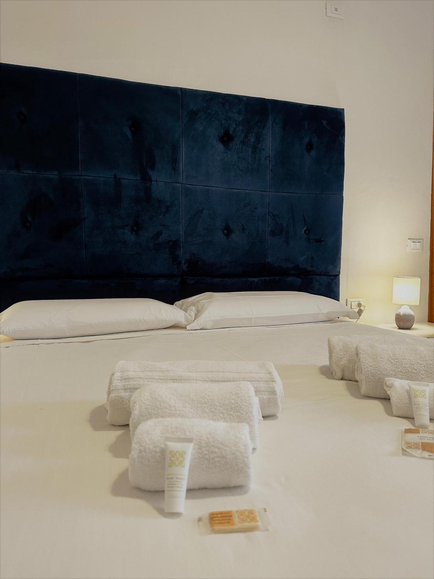 Hotel The Flash - Venturina Terme Buitenkant foto